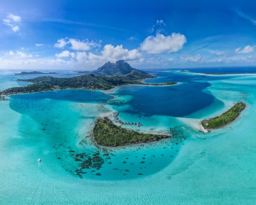 Discover the stunning landscapes of French Polynesian. Discover the stunning landscapes of French Polynesian.